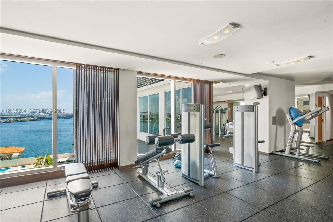 335 S Biscayne Blvd , Unit 3108, Miami, FL 33131 Photo