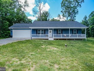 1099 HIGH TOP ROAD , LINDEN, VA 22642