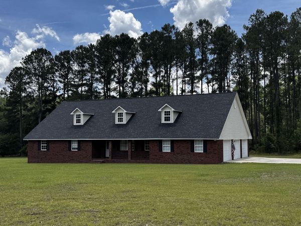 144 Live Oak Lane, Claxton, GA 30417