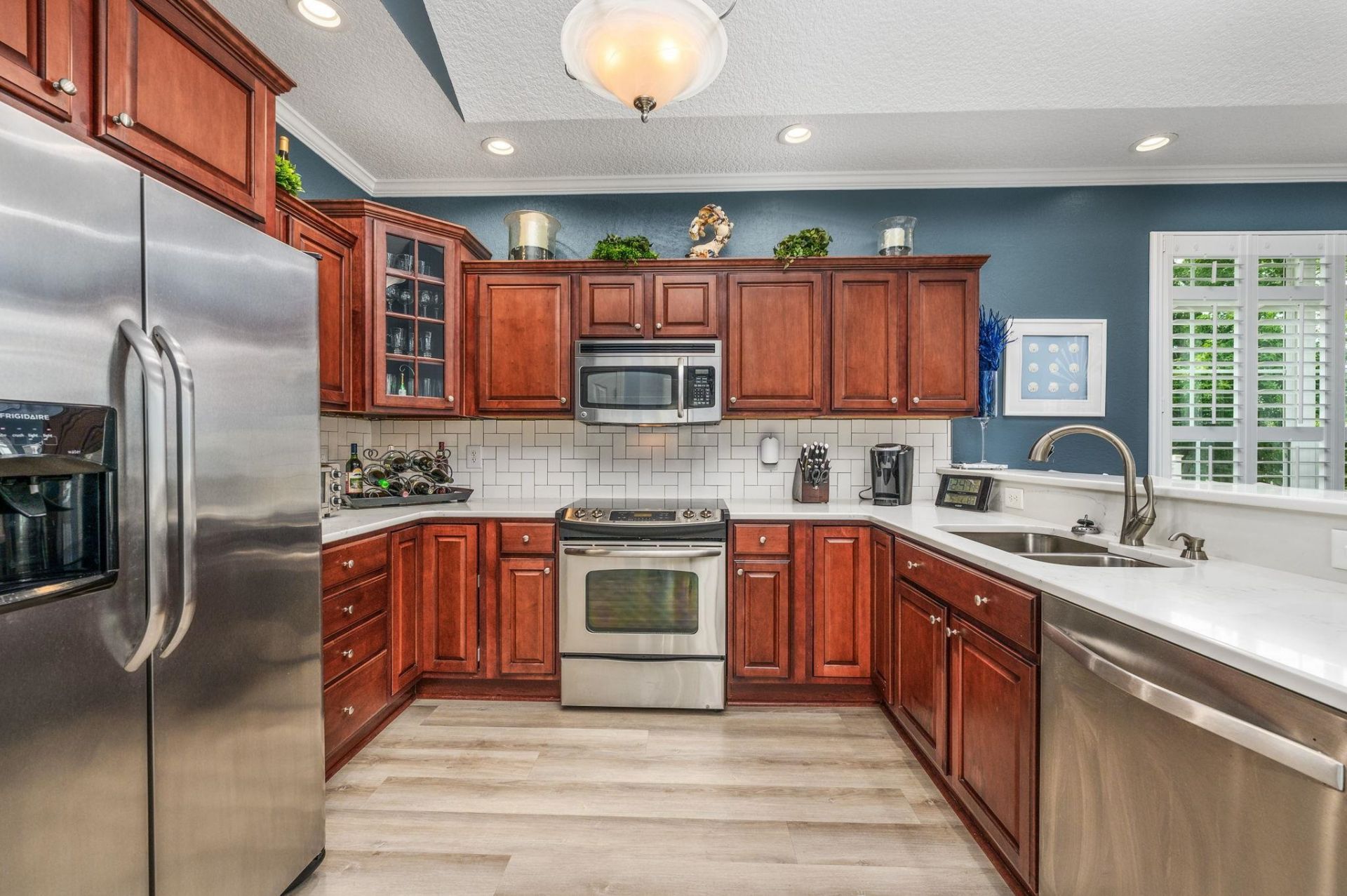 1608 Cottage Cove Circle  Photo 7
