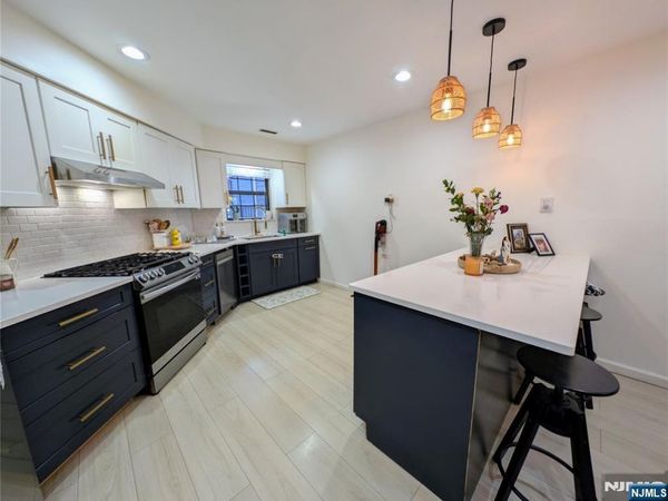 20 Quincy Lane C, Unit C, WEST MILFORD, NJ 07480