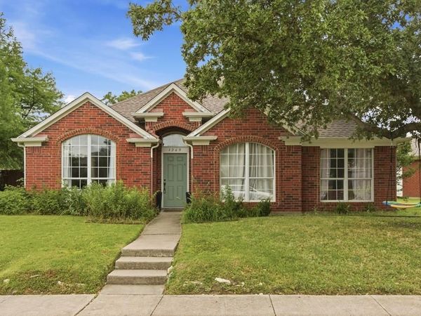 1269 Winston Drive , Lewisville, TX 75077