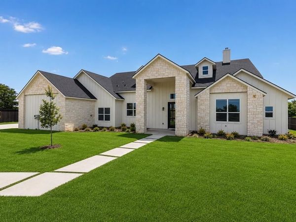 521 Fox Hill Court, Waxahachie, TX 75167