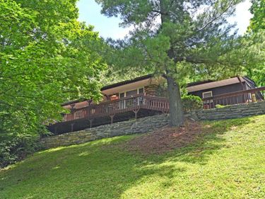 10854 Wyscarver Road, Sharonville, OH 45241