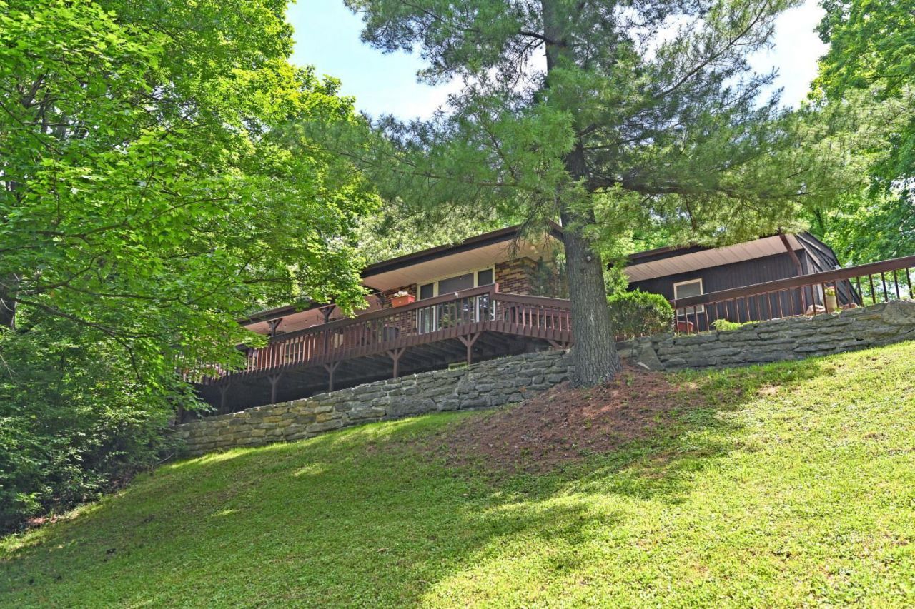 10854 Wyscarver Road, Sharonville, OH 45241 Main Photo