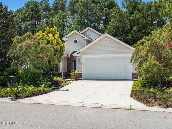 4900 Trailing Vine Lane, Wilmington, NC 28409