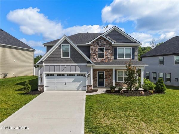 1720 Melton Meadows Drive, Maryville, TN 37803
