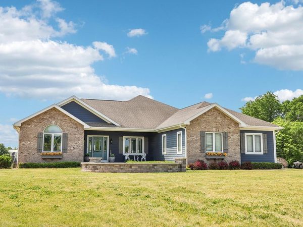 1611 51st STREET, Caledonia, WI 53108
