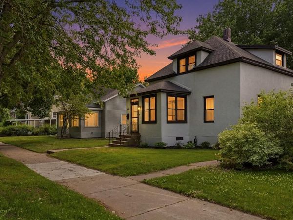410 21st STREET S, La Crosse, WI 54601