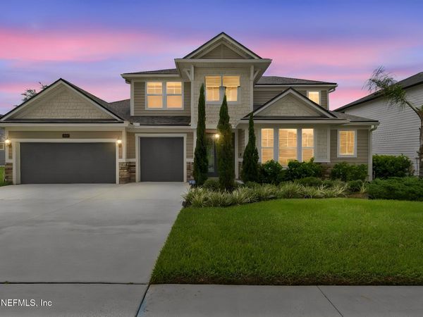1009 OAKLAND HILLS Avenue, Middleburg, FL 32068