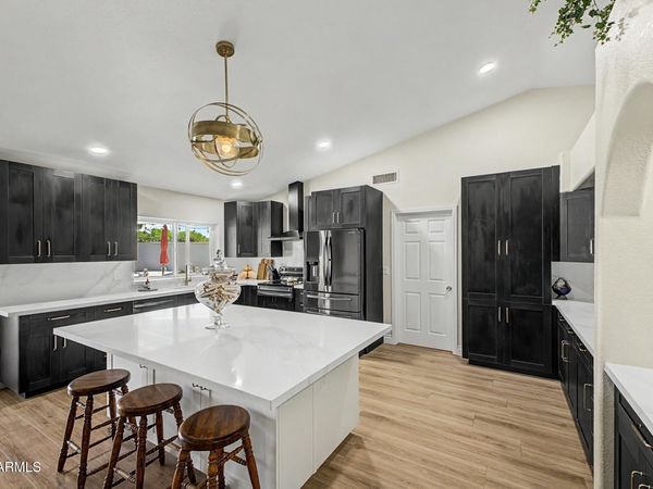 1933 E MARQUETTE Drive, Gilbert, AZ 85234