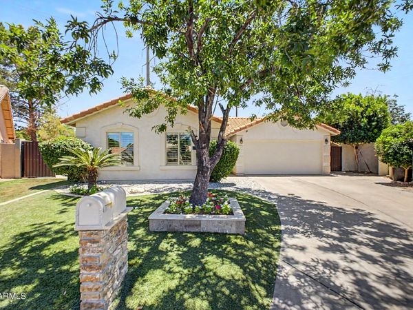 1933 E MARQUETTE Drive, Gilbert, AZ 85234