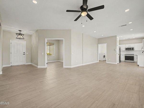 19241 N EMERALD COVE Way, Surprise, AZ 85387