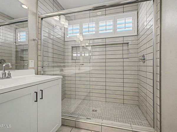 901 S SMITH Road, Unit 1064, Tempe, AZ 85281