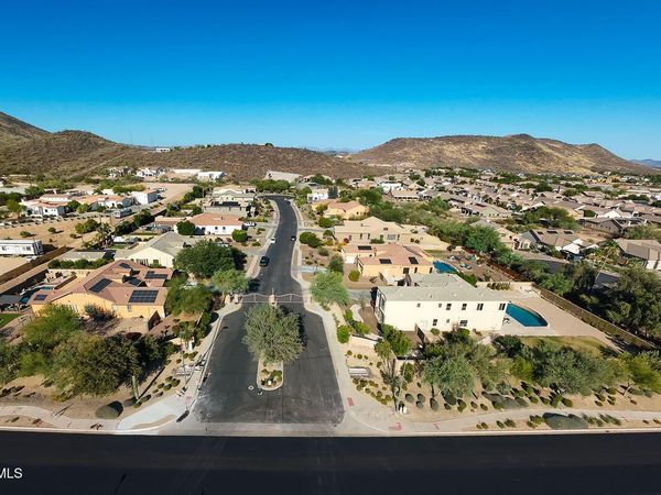 6615 W LEIBER Place, Glendale, AZ 85310
