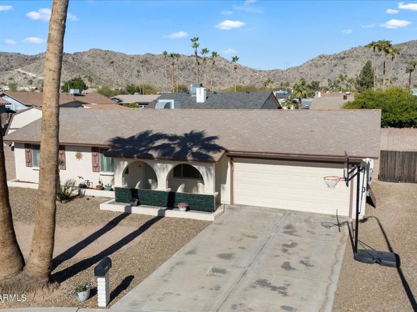 10610 S 42ND Place, Phoenix, AZ 85044