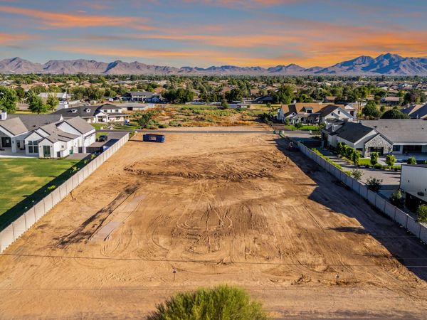 21013 S SOSSAMAN Road, Unit 4, Queen Creek, AZ 85142