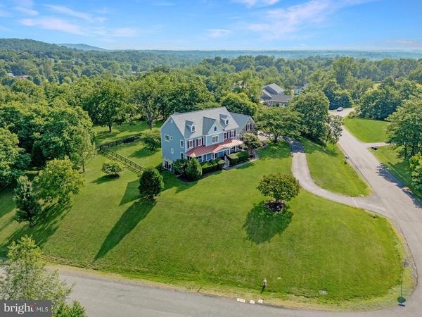 35054 MCKNIGHT COURT, ROUND HILL, VA 20141