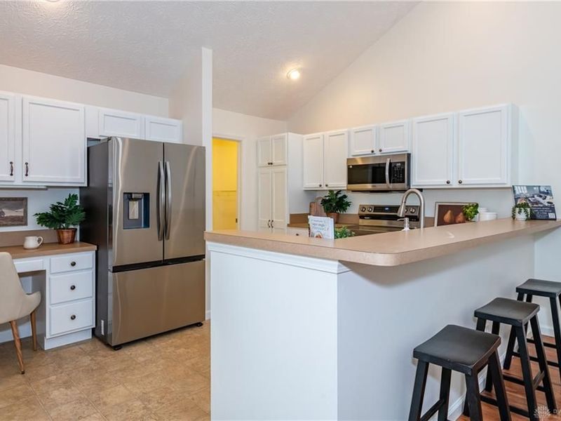 41 Aberdeen Village Drive, Beavercreek, OH 45430 Photo 14