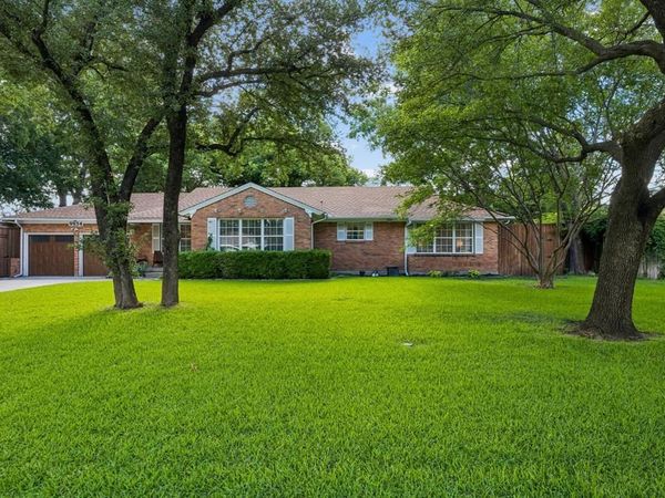 9934 Galway Drive , Dallas, TX 75218