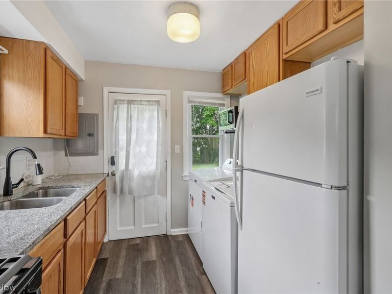 791 Eugene Street, Akron, OH 44306 Photo 10