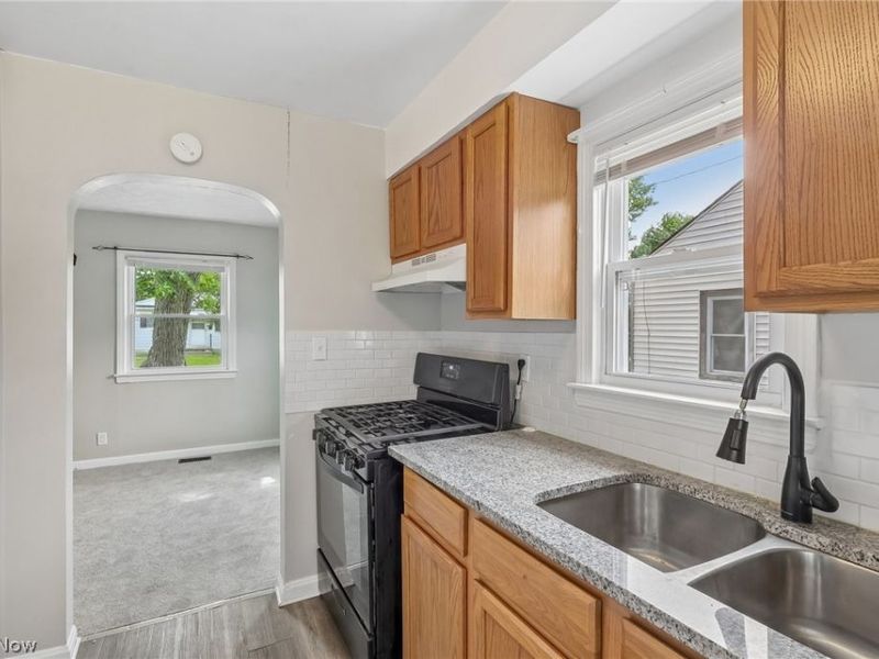 791 Eugene Street, Akron, OH 44306 Photo 11