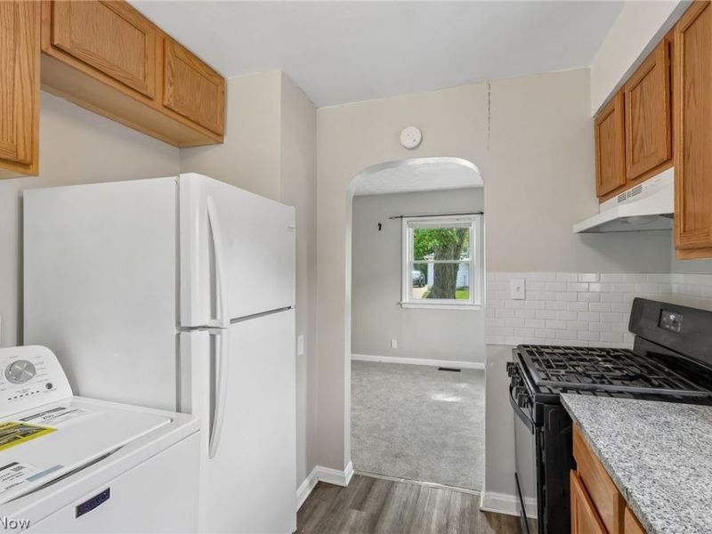 791 Eugene Street, Akron, OH 44306 Photo 12