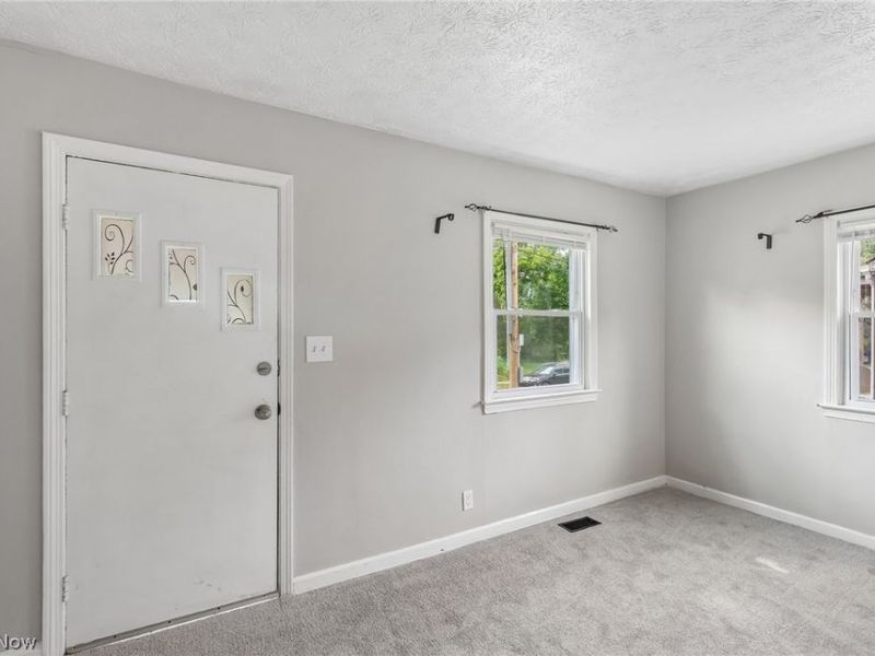 791 Eugene Street, Akron, OH 44306 Photo 3