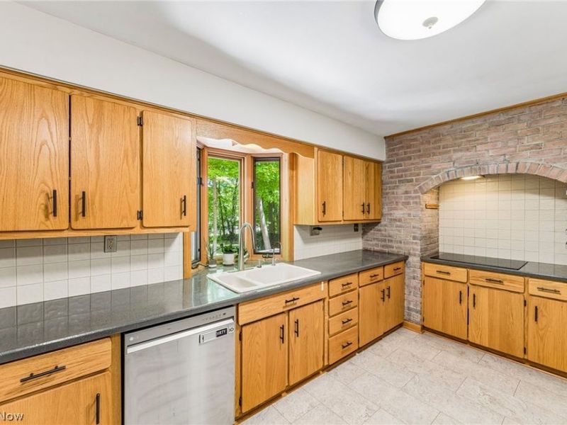 865 Old Spring Road, Copley, OH 44321 Photo 10