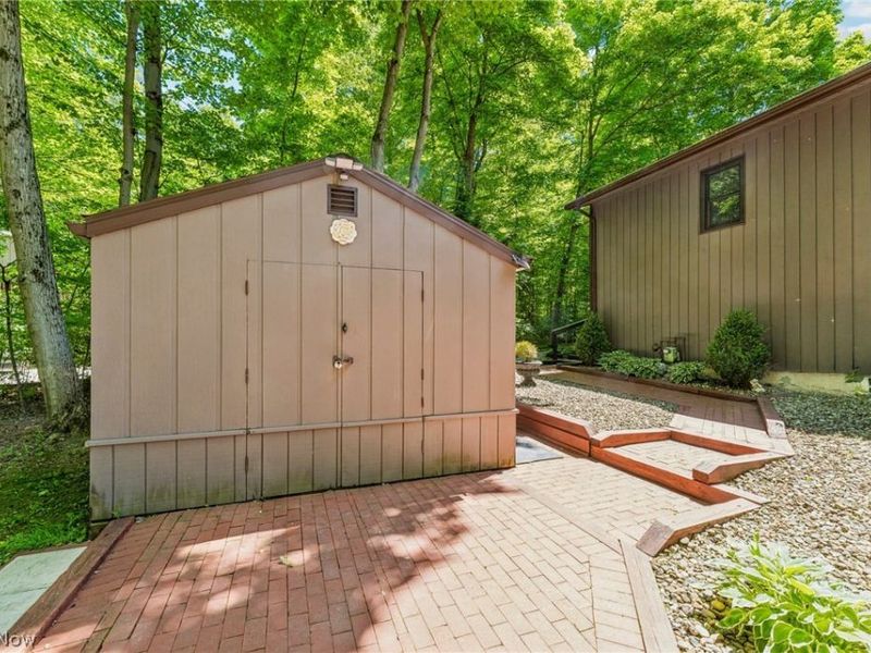 865 Old Spring Road, Copley, OH 44321 Photo 36