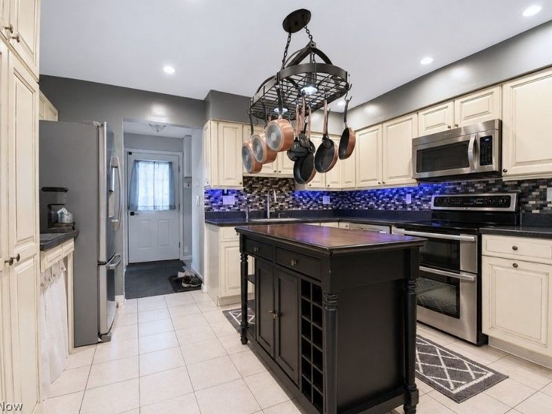 6257 Iroquois Trail, Mentor, OH 44060 Photo 14
