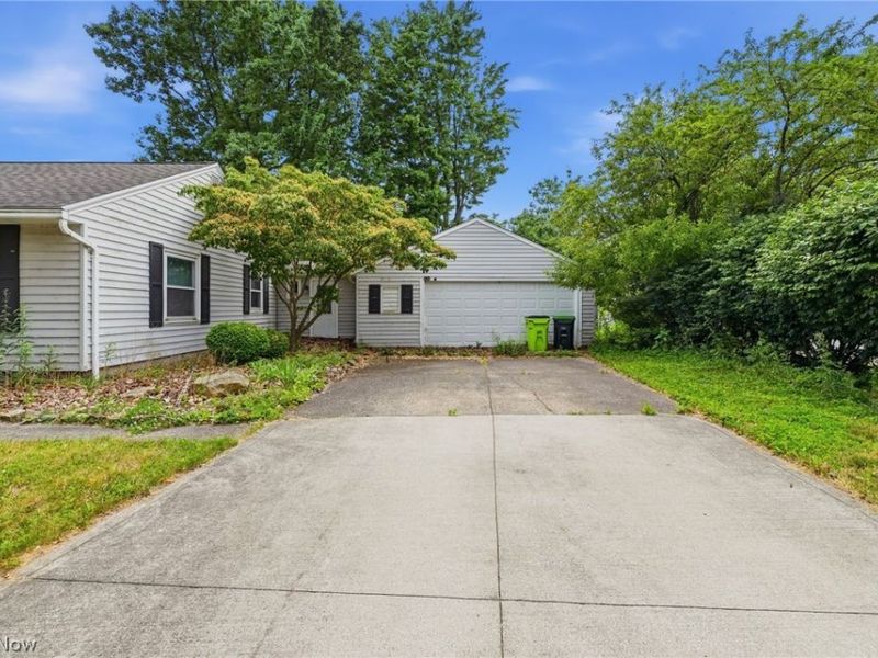 2200 Buena Vista Drive, Wickliffe, OH 44092 Photo 3
