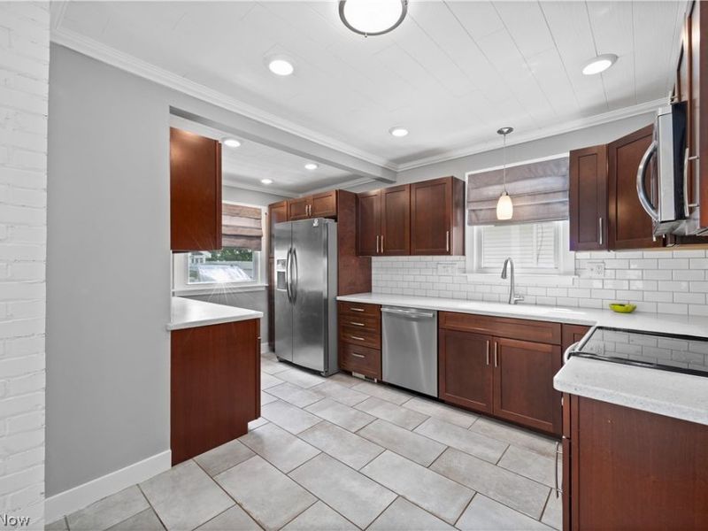 337 Harvard Avenue, Elyria, OH 44035 Photo 4