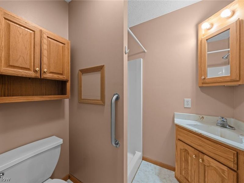 77 29th Street NW, Barberton, OH 44203 Photo 23