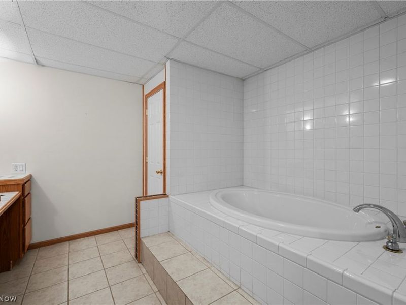 77 29th Street NW, Barberton, OH 44203 Photo 26