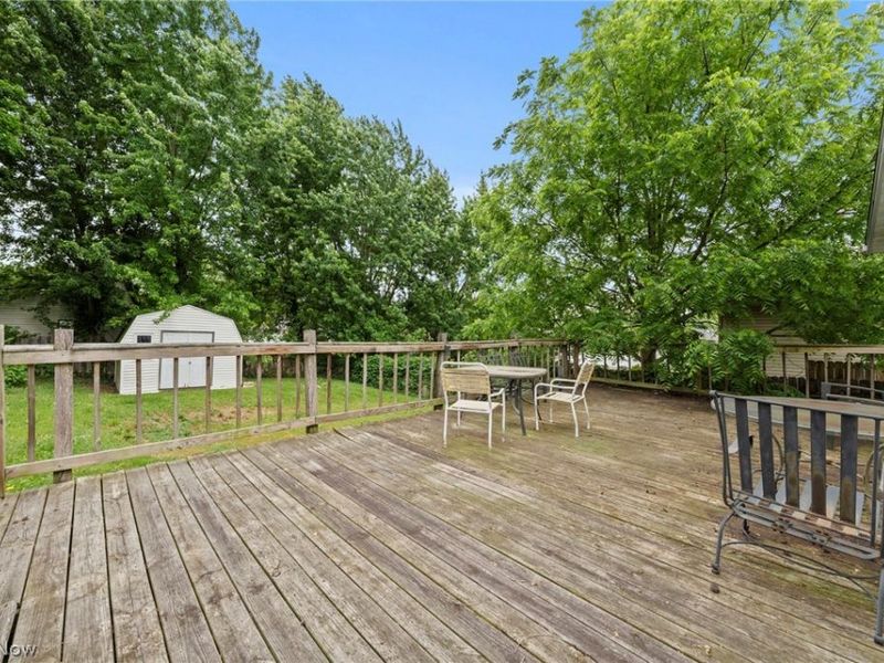 77 29th Street NW, Barberton, OH 44203 Photo 33
