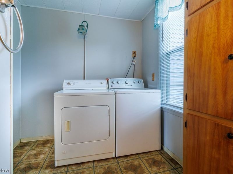 174 Elm Street , Leetonia, OH 44431 Photo 27