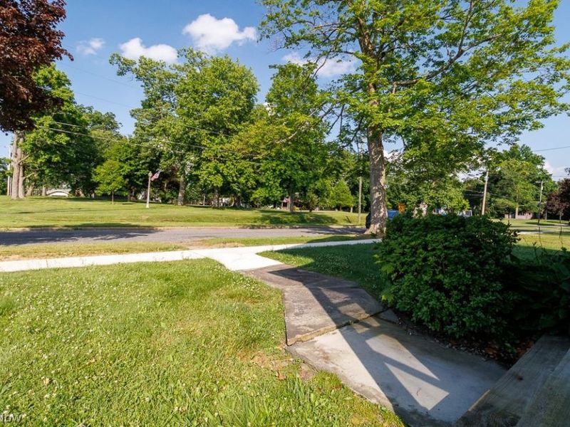 174 Elm Street , Leetonia, OH 44431 Photo 38