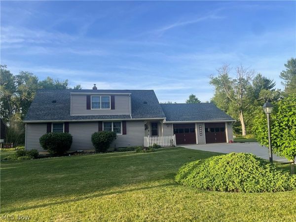 37460 Giles Road , Grafton, OH 44044