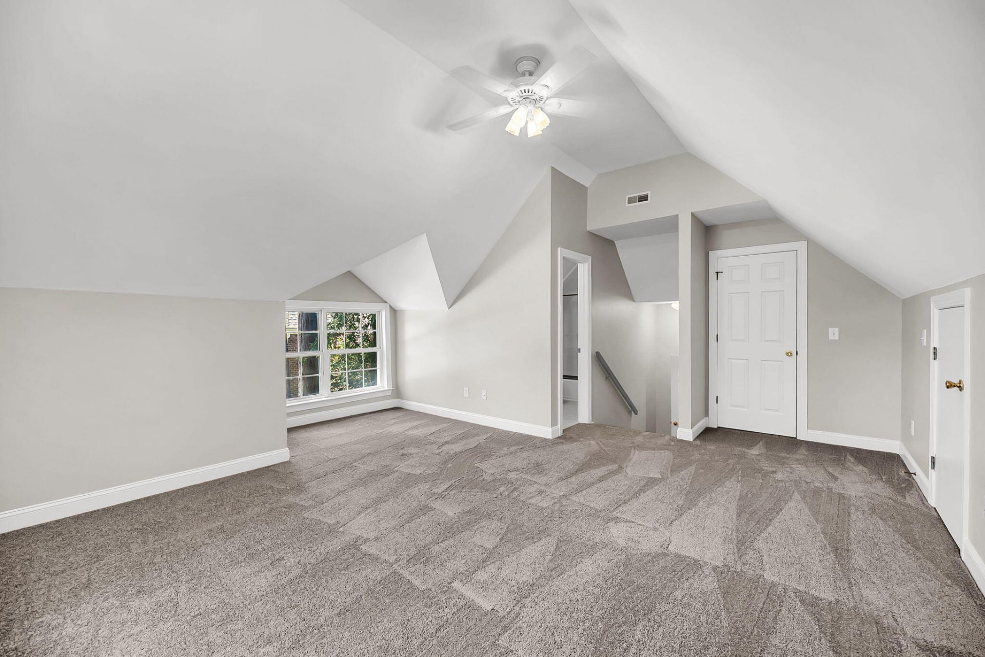 4416 Wild Thicket Lane Photo 32