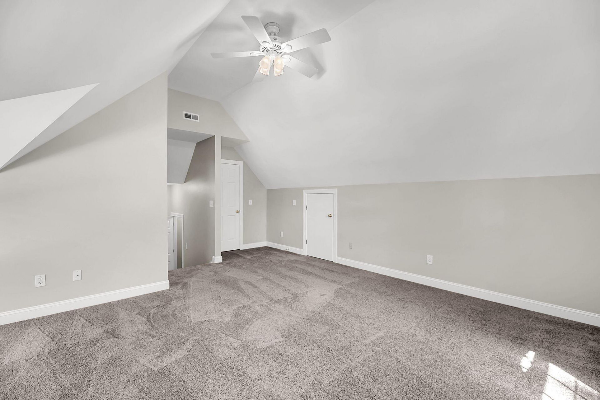 4416 Wild Thicket Lane Photo 33