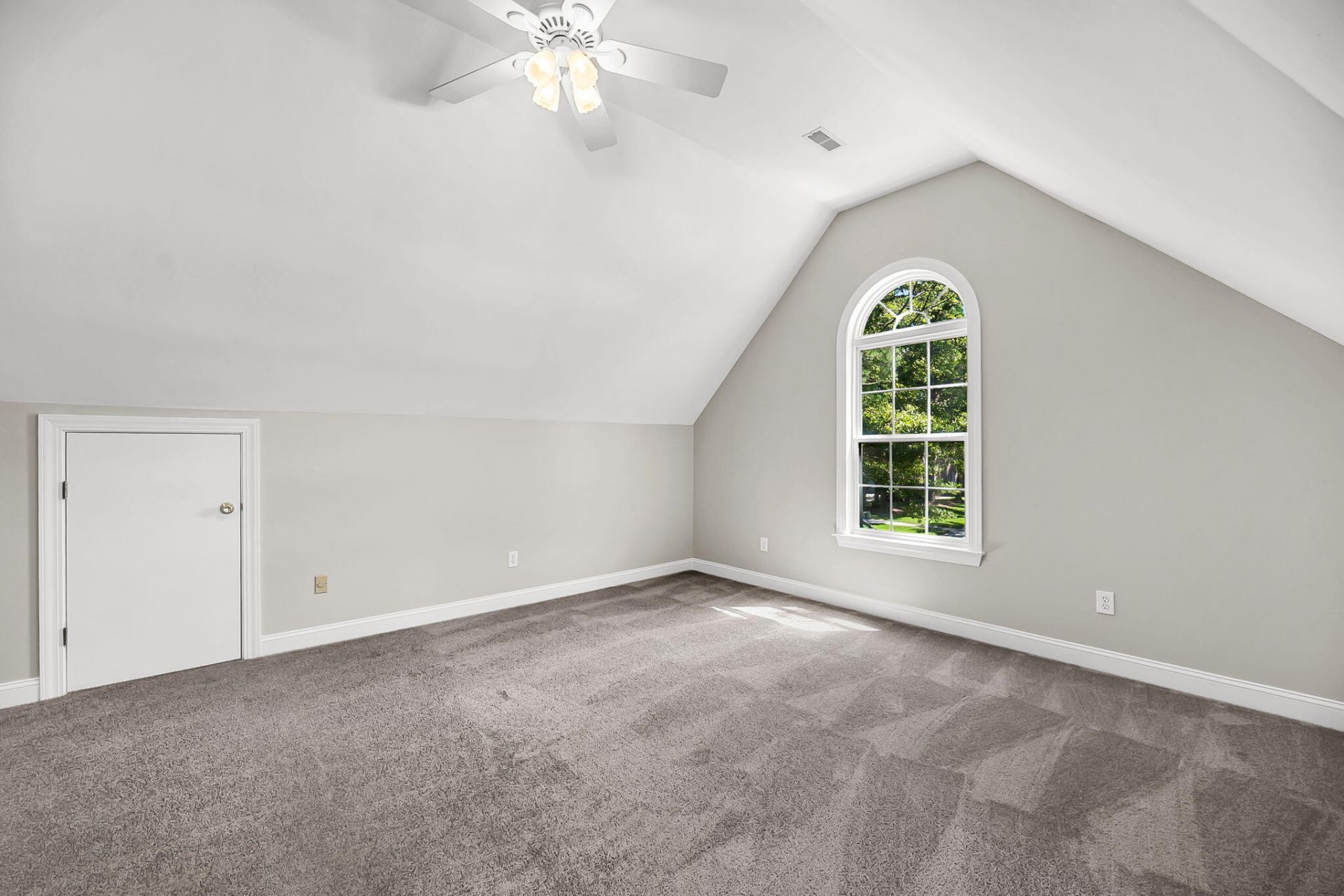 4416 Wild Thicket Lane Photo 34