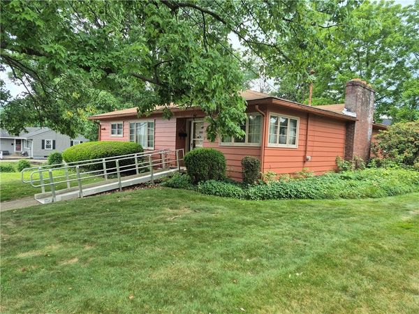 380 Shady Ave , Sharon, PA 16146