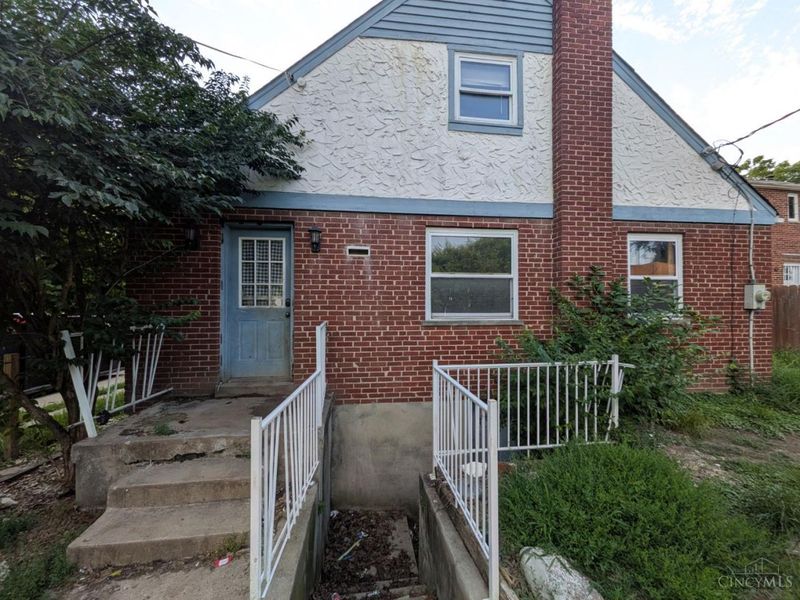 7284 Eastlawn Drive, Cincinnati, OH 45237 Photo 5
