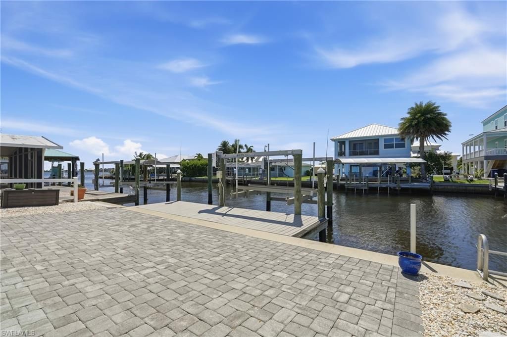 2691 Geary St, Matlacha, FL 33993 Photo