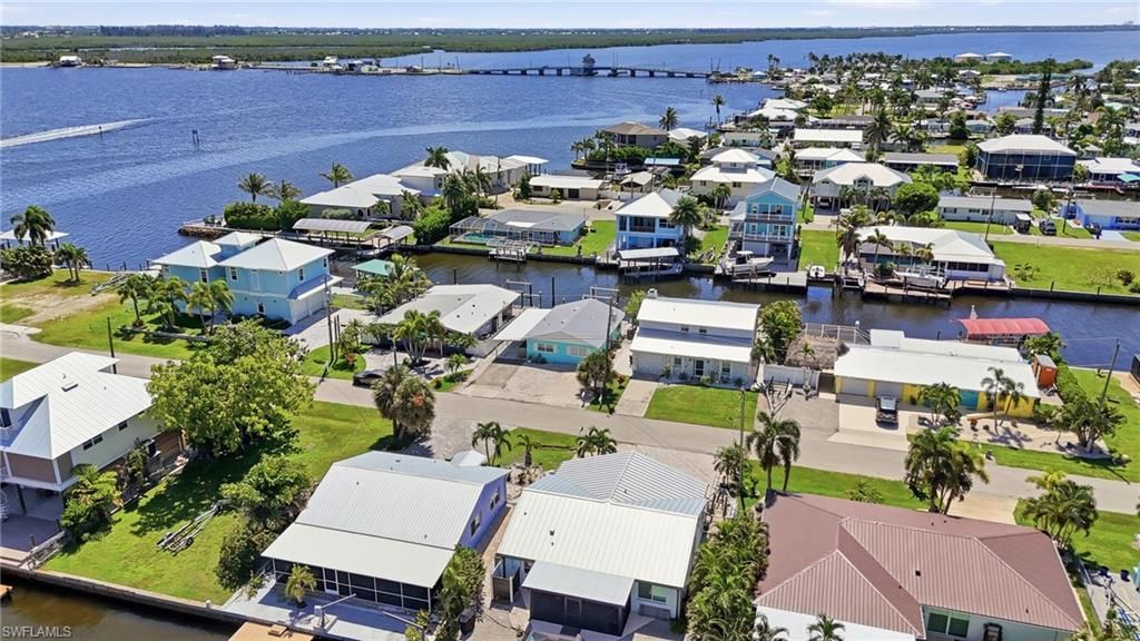 2691 Geary St, Matlacha, FL 33993 Photo