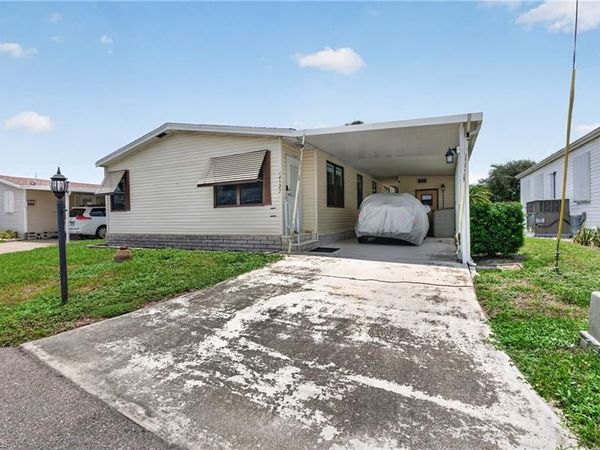 14527 Paul Revere LOOP , NORTH FORT MYERS, FL 33917