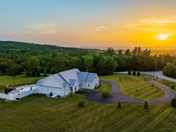 125 Summit Road, Sutton, NH 03260