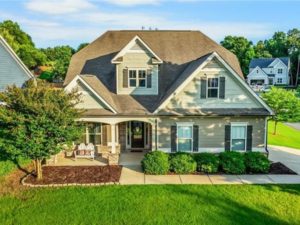2 Canterbury Walk SE, Cartersville, GA 30120