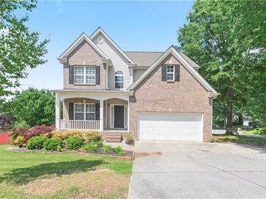 6005 Ambercrest Court , Buford, GA 30518